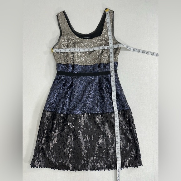 Broadway & Broome sequin cocktail mini dress size 0 - Picture 8 of 12